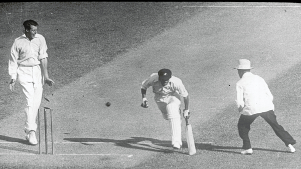 Don Bradman is almost run out in the fifth Test at the Melbourne Cricket Ground, 1936-37 | Wikimedia Commons